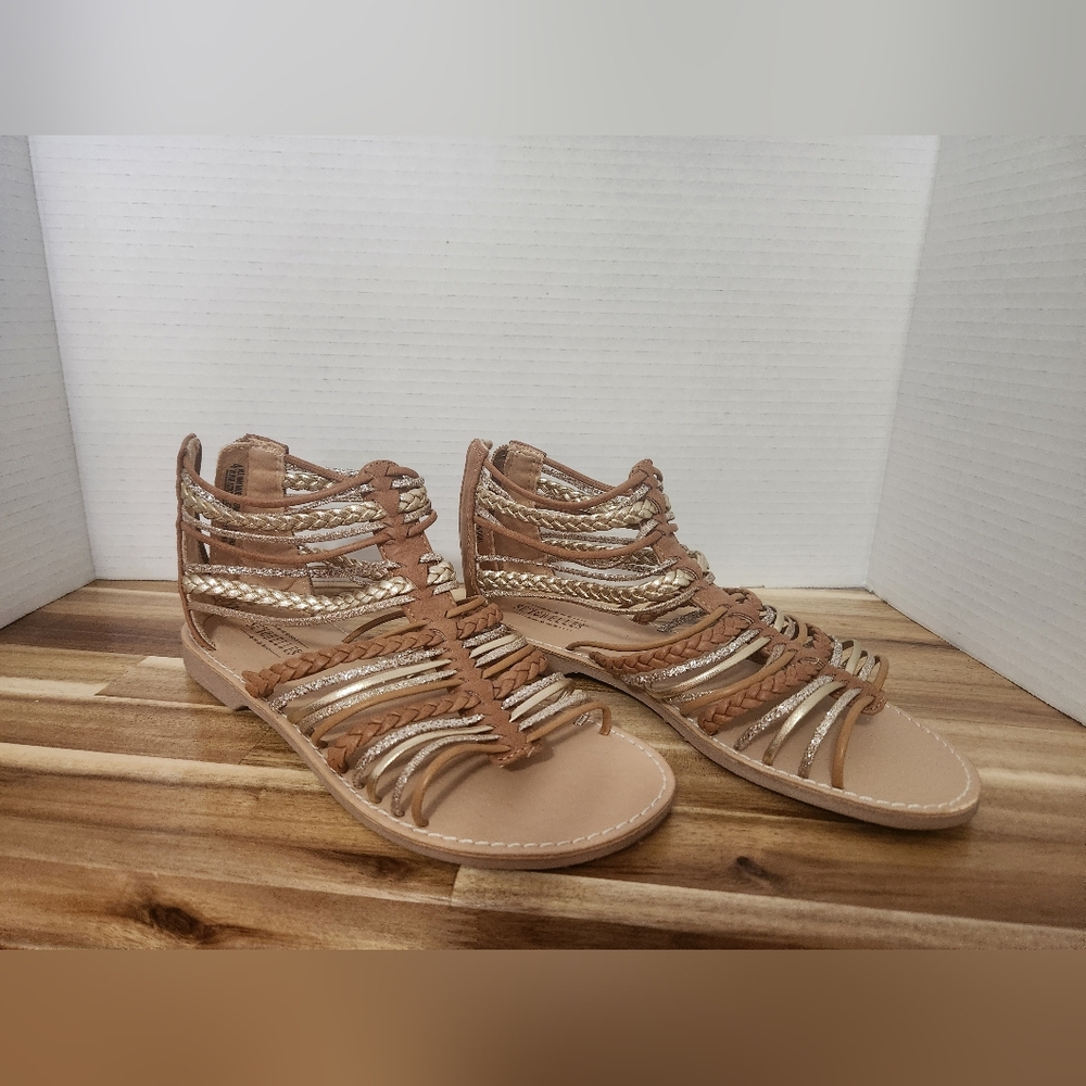 Seychelles Tan and Gold Strappy Sandals